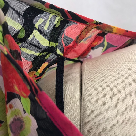 Old Navy Sheer Floral Dress Medium EUC - Picture 8 of 11